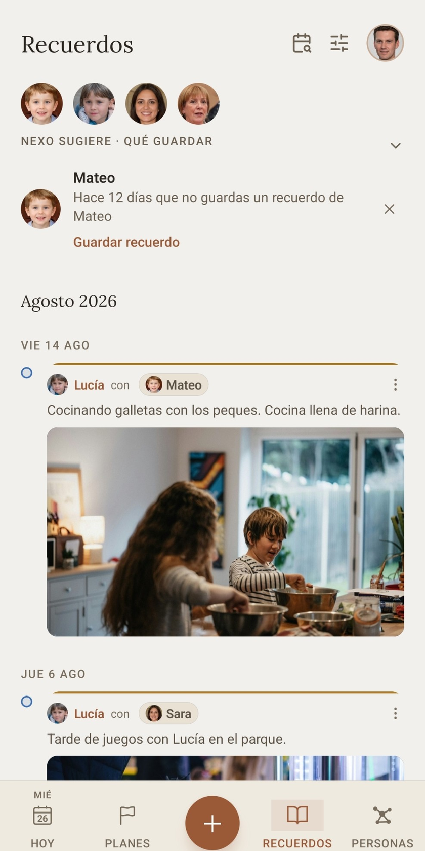 Pantalla Recuerdos: tu diario con fotos, ordenado por fecha